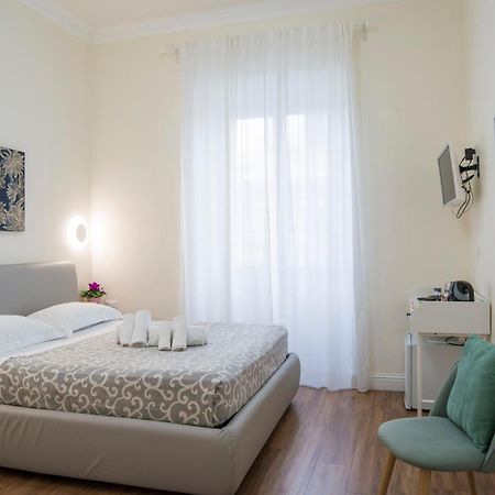 Francy Guest House Рим Екстер'єр фото