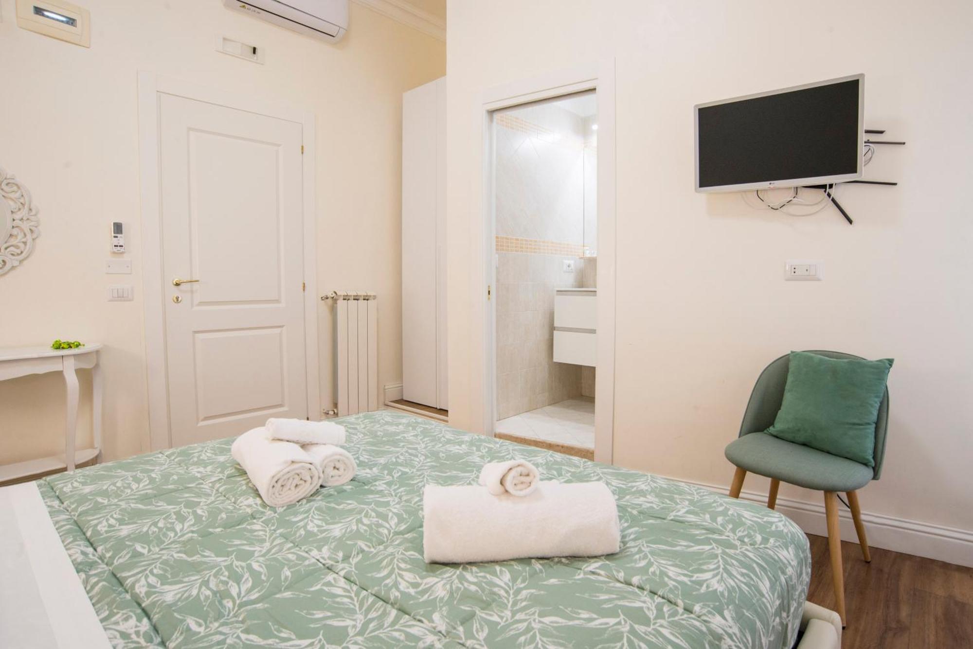Francy Guest House Рим Екстер'єр фото