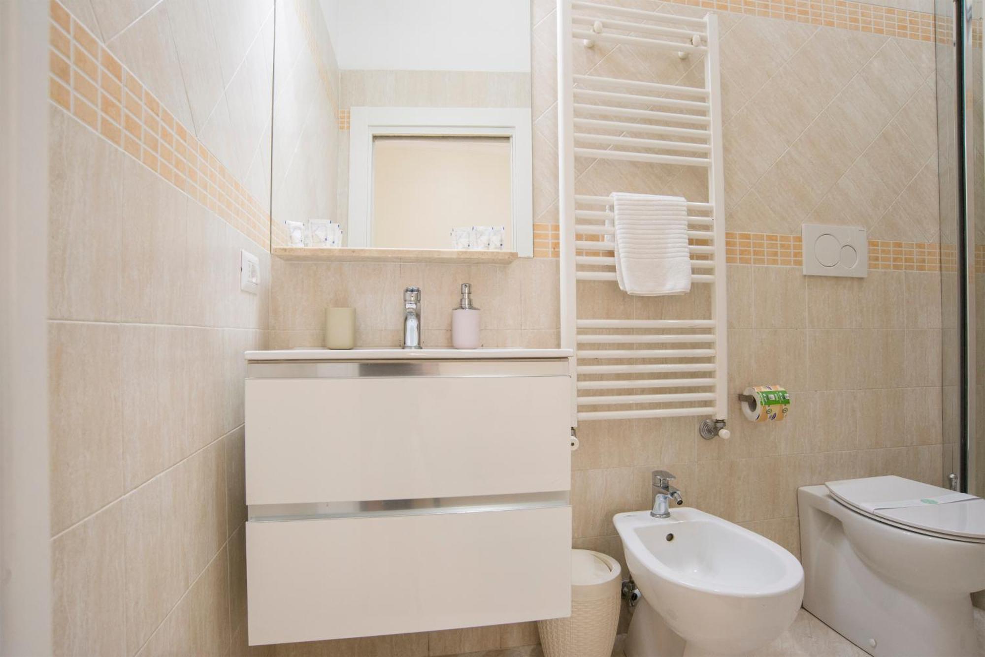 Francy Guest House Рим Екстер'єр фото