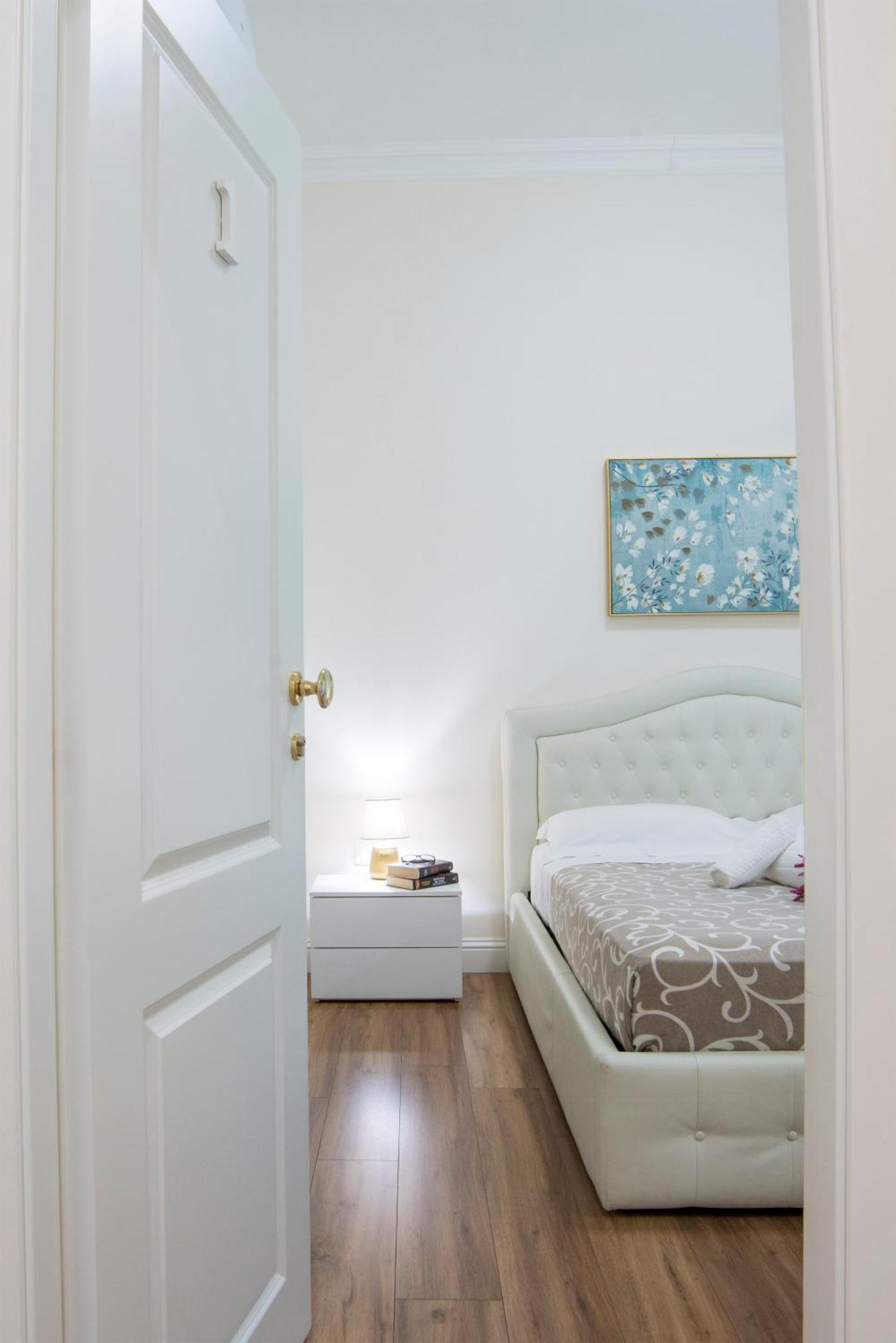 Francy Guest House Рим Екстер'єр фото