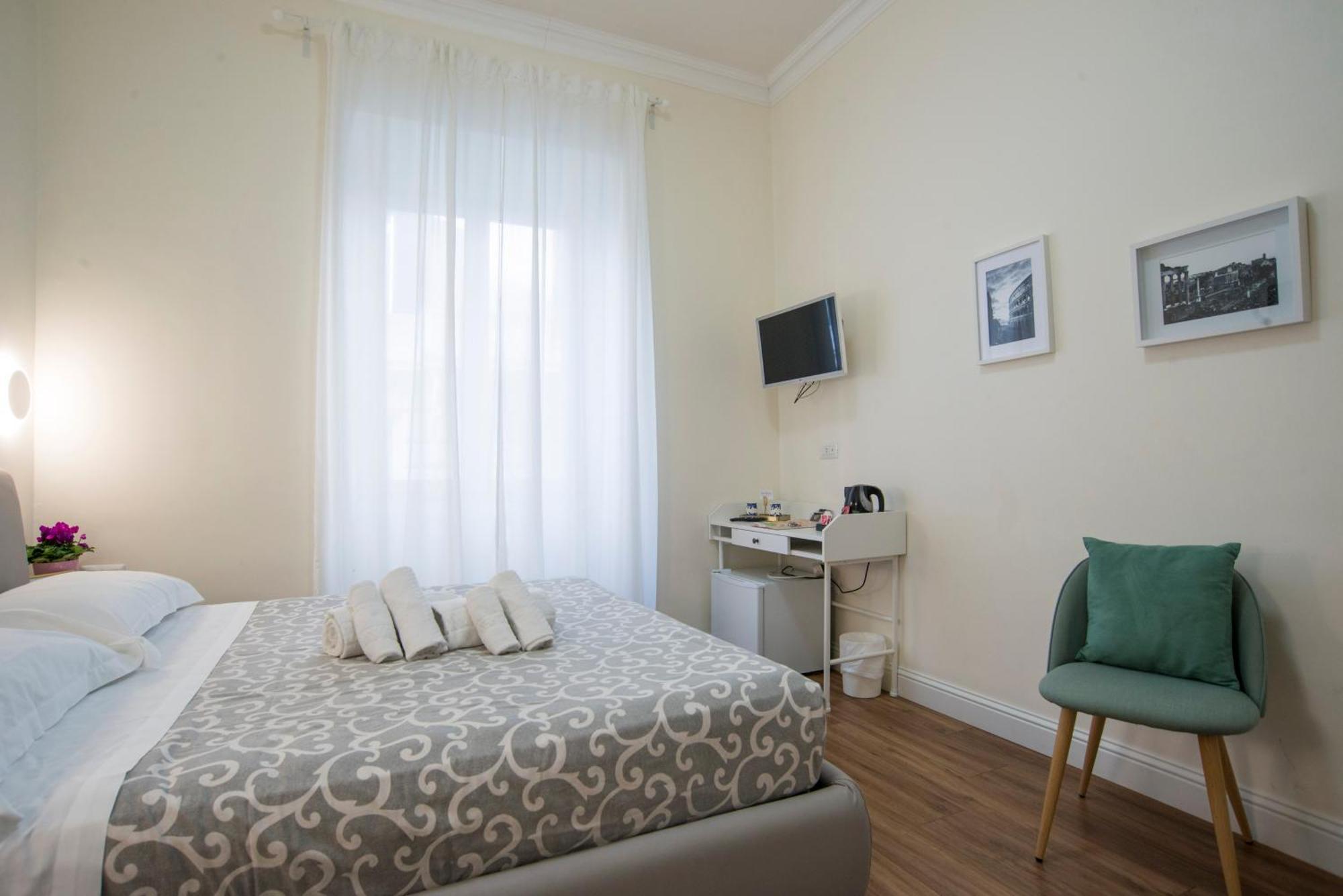 Francy Guest House Рим Екстер'єр фото